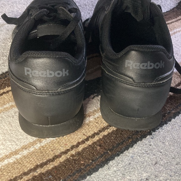Reebok Classic Men's Black Sneakers - Picture 4 of 6